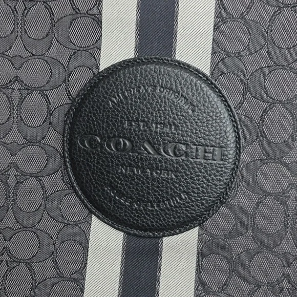 Coach CA195 Dempsey File Bag Signature Jacquard With Stripe And Coach Patch - Picture 3 of 7